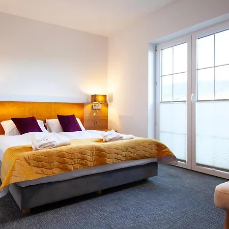 Pod Janowcem Sport - Rest & 3* Строне-Слёнске