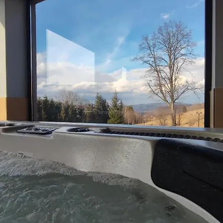 Bed & Breakfast Pod Janowcem Sport - Rest & *