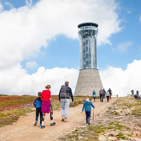 Pod Janowcem Nocleg ze śniadaniem