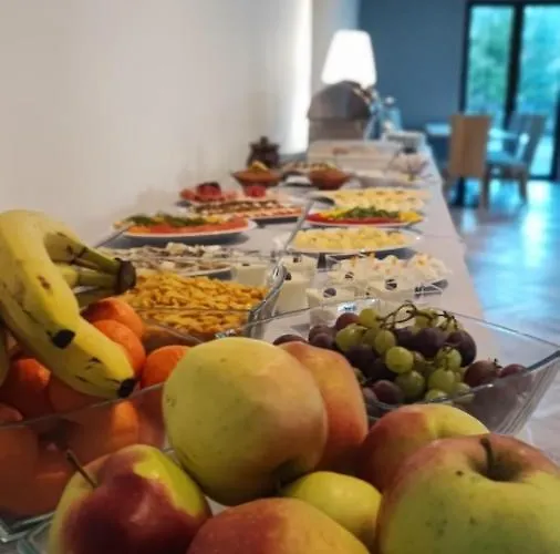 לינה וארוחת בוקר Pod Janowcem Sport - Rest & Stronie Śląskie