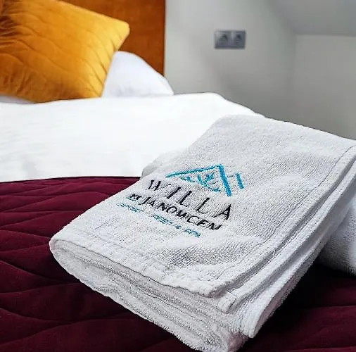 Pod Janowcem Sport - Rest & 住宿加早餐酒店 3*